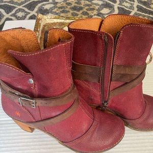 Art Mid calf boot size  red 37
